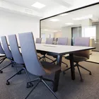 Fjell møteromsstol med 4er kryss med hjul Fora Form