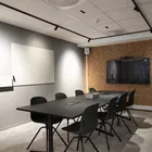 Con IV conference chairs in meeting room Fora Form