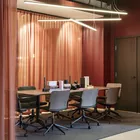 Atrium Focus konferansestoler sammen med Kvart bord hos Fora Form