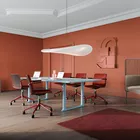 Atrium konferansestoler og Roma bord i et møterom fra Fora Form ordinary LR
