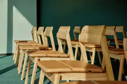 Fora Form Knekk chairs in conference setting