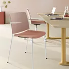Atrium focus in blended pink Roma table Fora Form