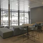 Up sofa Misto puffer og Kvart bord Fora Form