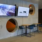 Con barkrakker og Kvart ståbord Fora Form