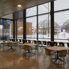 Pond stablestoler og Kvart bord Fora Form