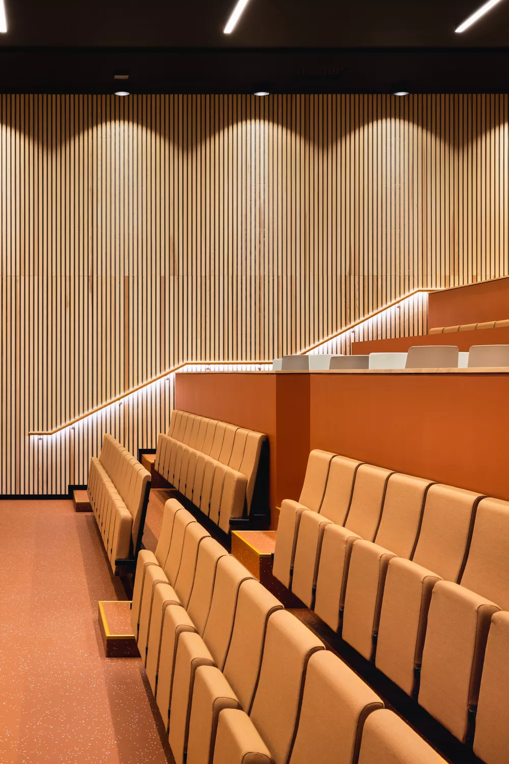 Audio auditorium chairs at VID Bergen