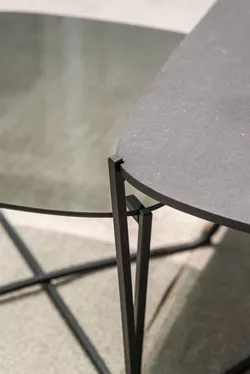 Root bord i glass og valchromat Fora Form