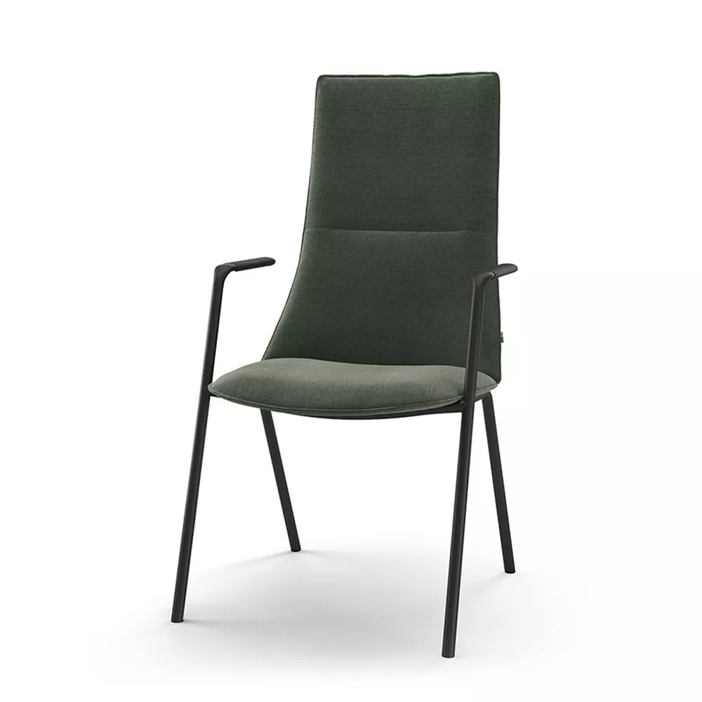 Fjell stol med armlen 4 ben og høy rygg Fora Form