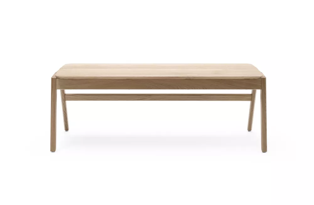 Knekk bench in solid oak Fora Form