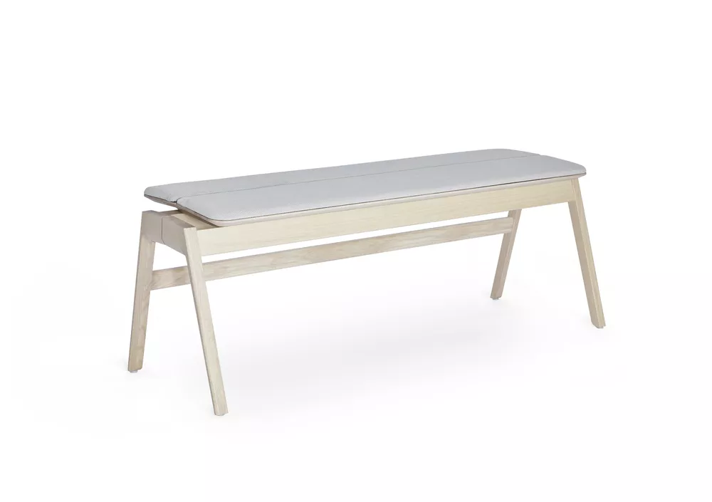 Knekk bench with seatcushion whitewashed
