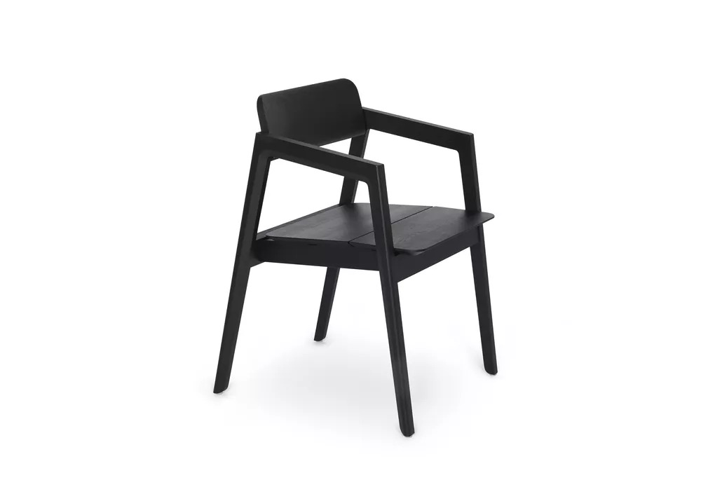 Knekk chair with armrest blackstained