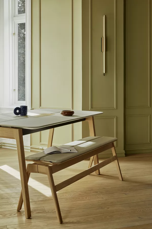 Knekk bench and wood table in whitewashed Fora Form