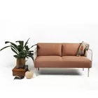 Kove 2seter sofa med lav gridd og hjørneputer modulsofa Fora Form