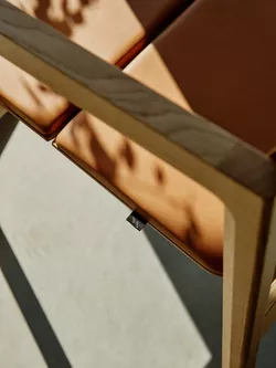 Fora Form Knekk chair detail