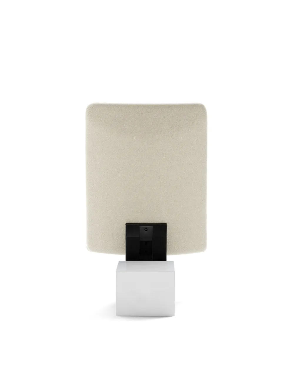 Arena low riser seat up back