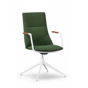 Fjell 4 star base with castors medium back with armrests 2 kopi