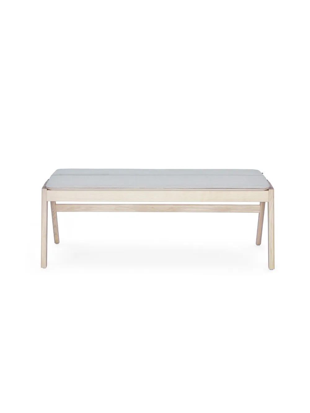 Knekk bench whitewashed front